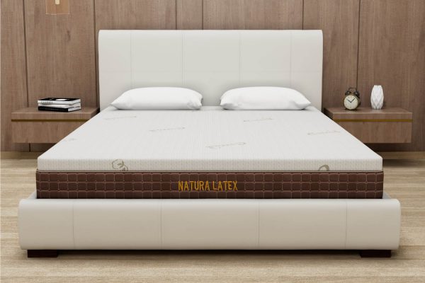 Natura-Latex-latex-mattress-moodshot